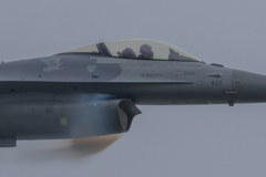岩国FSD　F-16ハイスピードパス
