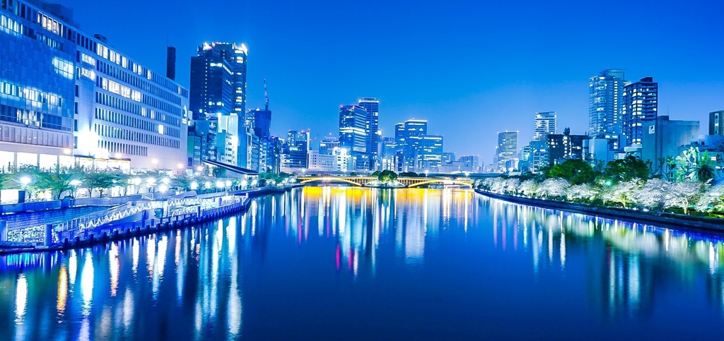 大阪  天満橋より