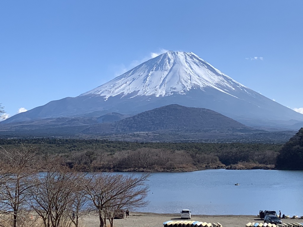 山散歩9 精進湖からの富士山