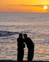 シルエットカップル