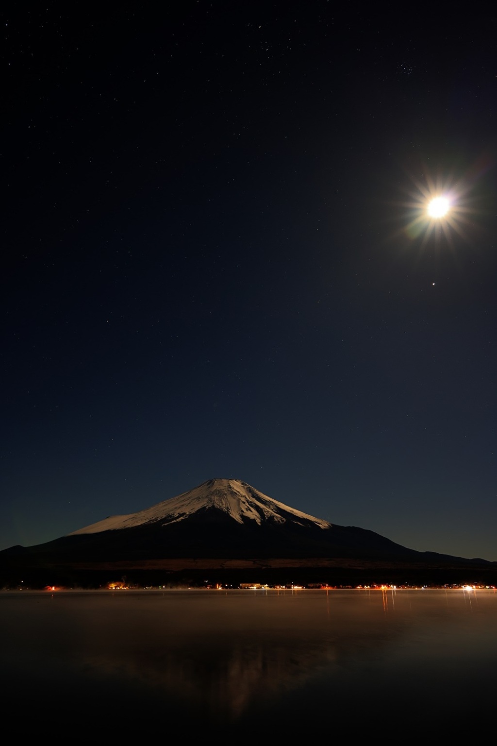 月夜の富士と逆富士