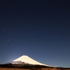 夜の富士山