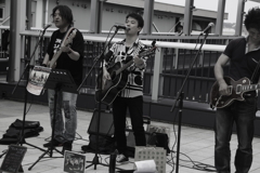 戸塚路上ライブ
