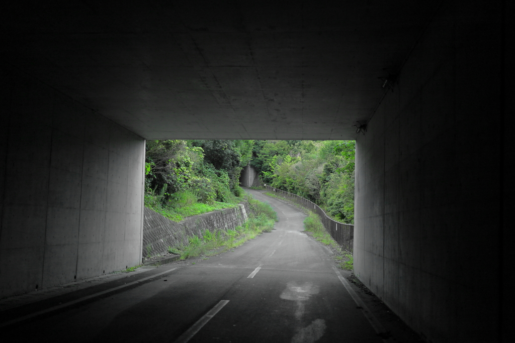 地下道を抜けると・・Ⅱ