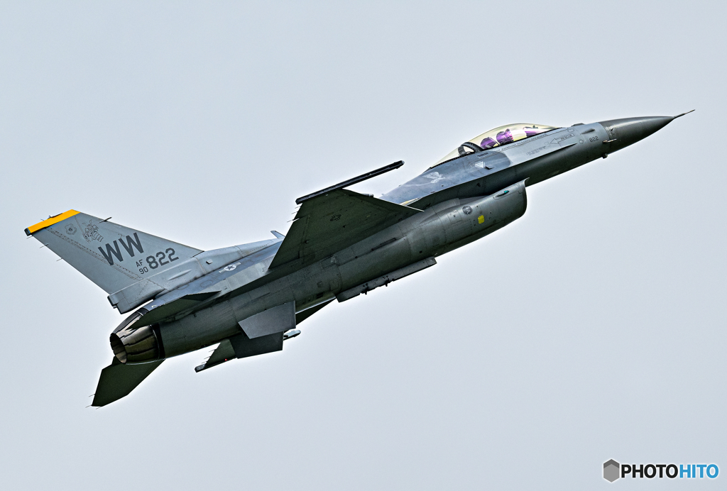 三沢基地航空祭2023  PACAF F-16 DEMO TEAM (2) 