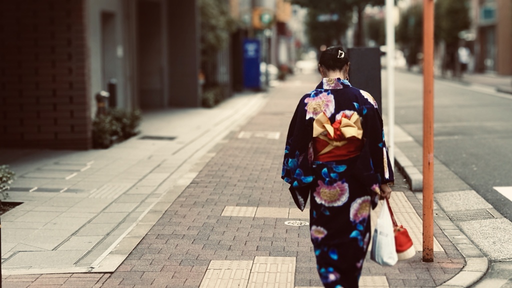 まだ慣れてない、一人で歩く