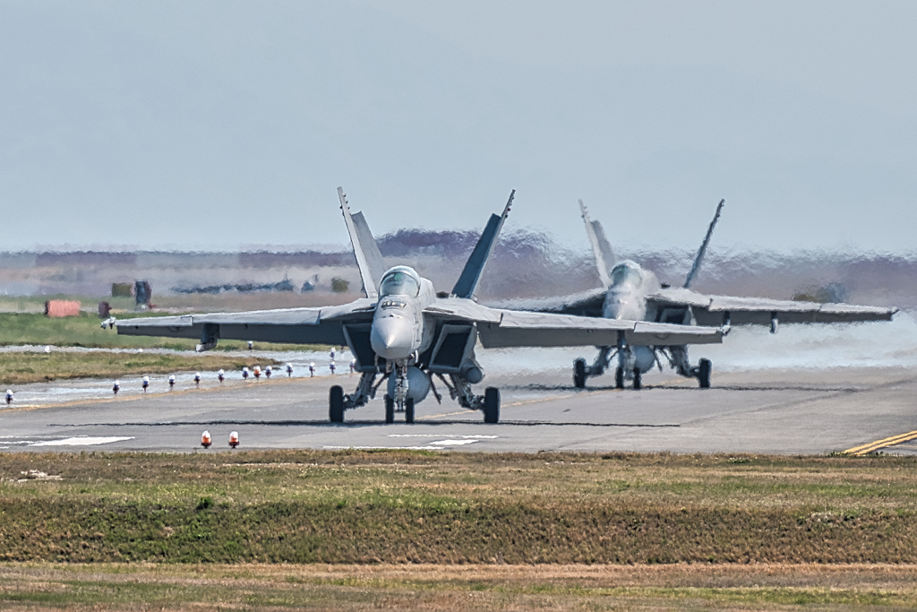 スーパーホーネット