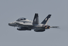 ＦＡ１８　hawks　01番機