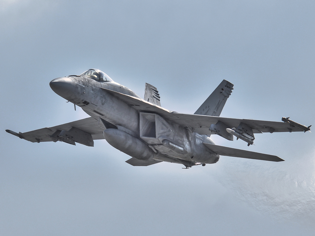 ＦＡ１８　スーパーホーネット