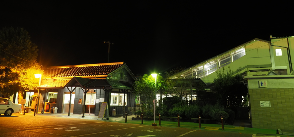 しなの鉄道の夜 (72)坂城駅