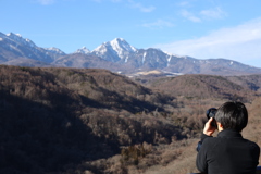 山の絶景を撮る人を撮る