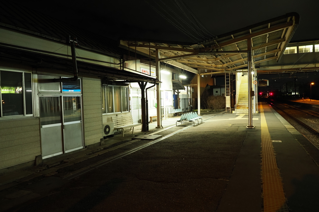 しなの鉄道の夜 (63)西上田駅