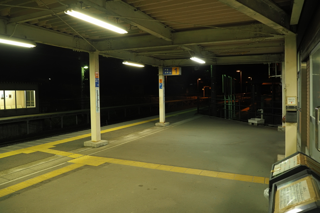 しなの鉄道の夜 (66)テクノさかき駅