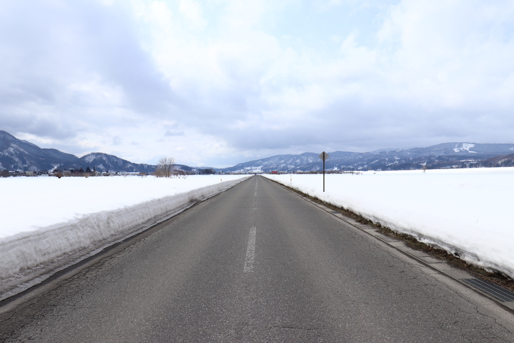 雪の中の一本道2018