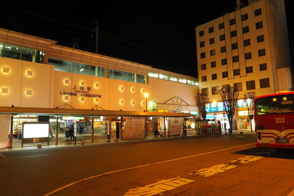 しなの鉄道の夜 (52)上田駅