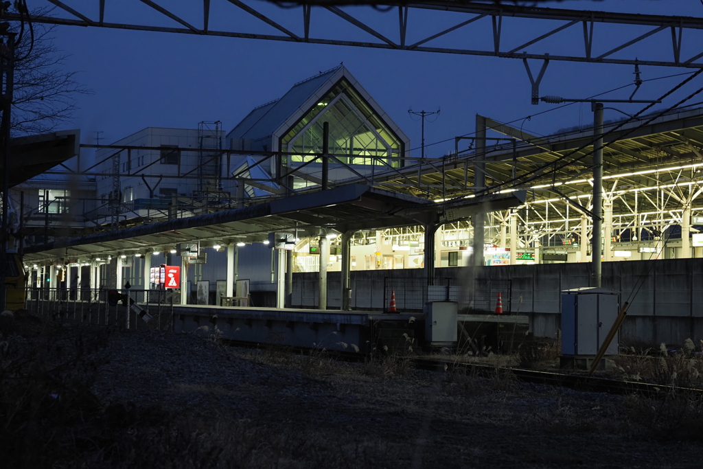 しなの鉄道の夜 (6)軽井沢駅