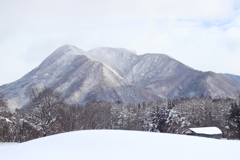 高社山雪景