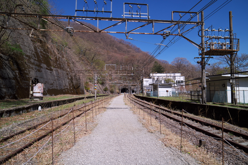 旧信越本線（碓氷線）熊ノ平駅（信号場）跡にて