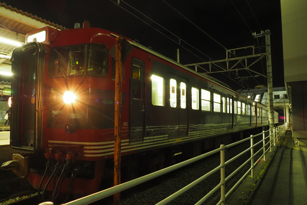 しなの鉄道の夜 (55)上田駅