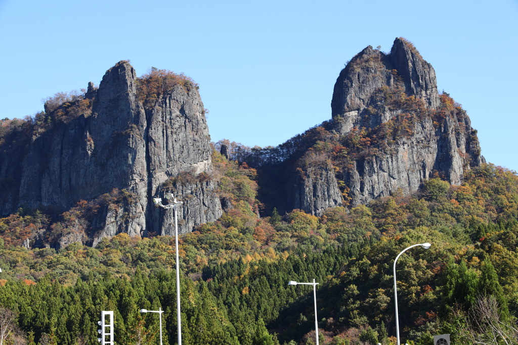 群馬県　高岩山　雄岩と雌岩