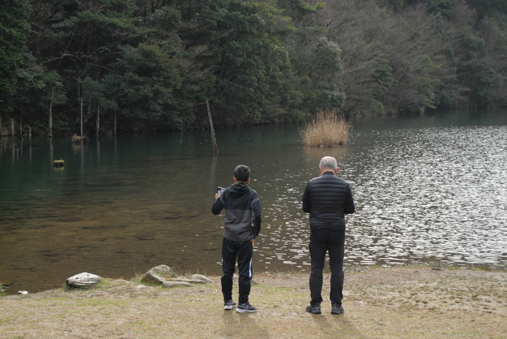 僕の背中、じいちゃんの背中