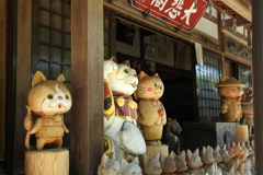 猫寺本堂から
