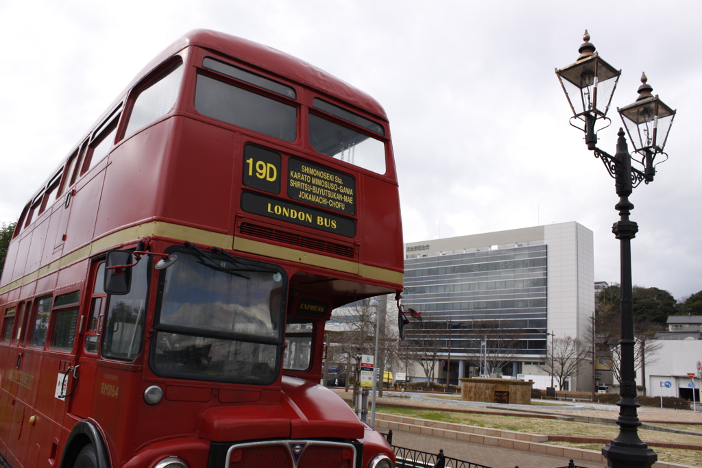 海峡の街から（ロンドンバス）