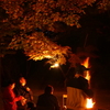 焼いたお餅を頂きながら