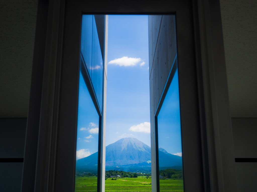 シンメトリカルな山