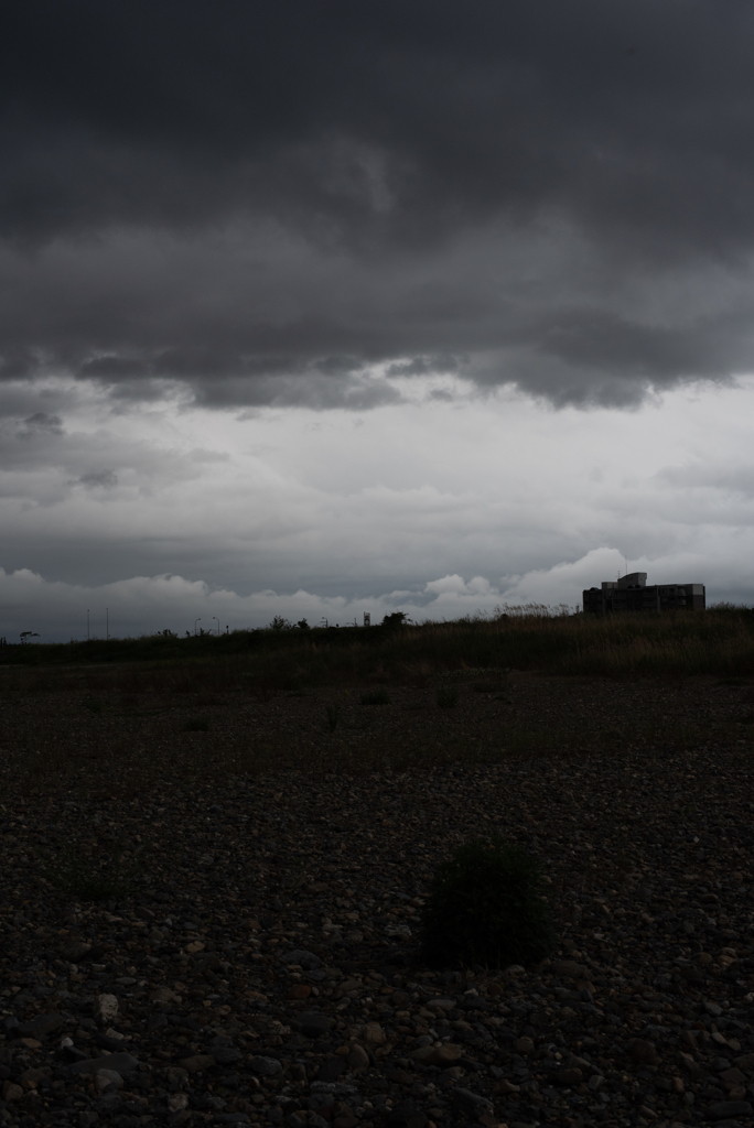 河川敷の雲