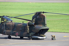 輸送ヘリコプターCH-47J