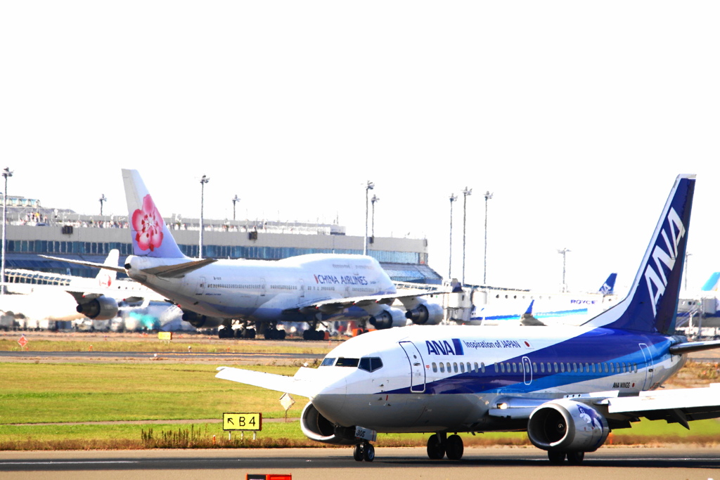Boeing747 VS Boeing737