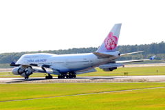 爆撃機のような