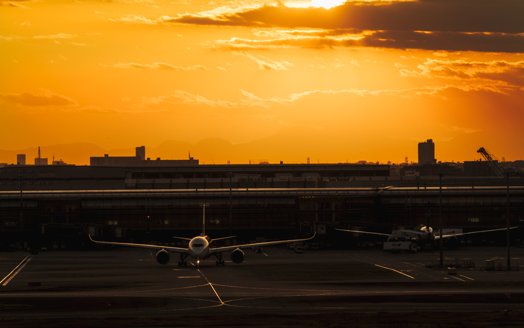 羽田夕景