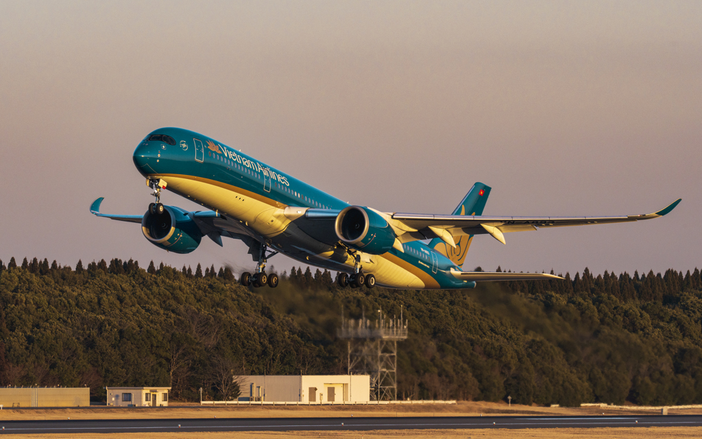 Vietnam Airlines