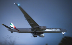 エミレーツ航空　UAE建国50周年記念特別塗装機