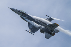Ｆ-16