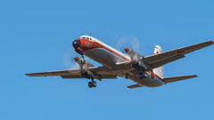 YS-11