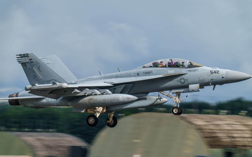 EA-18Gグラウラー