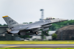 戦闘機