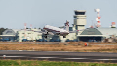 YS-11