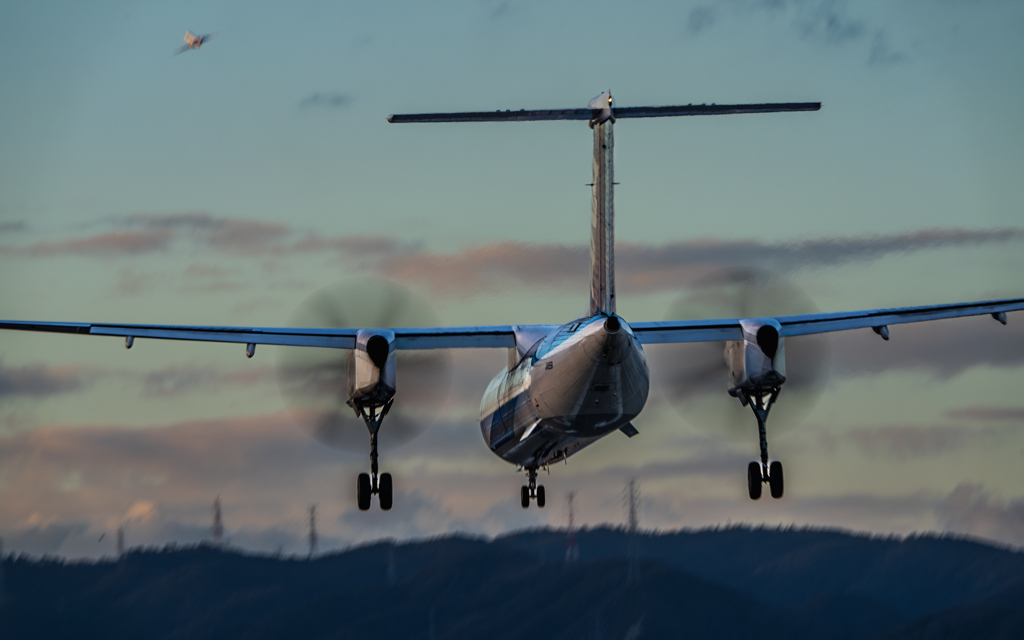 ボンバルディアDHC8-Q400