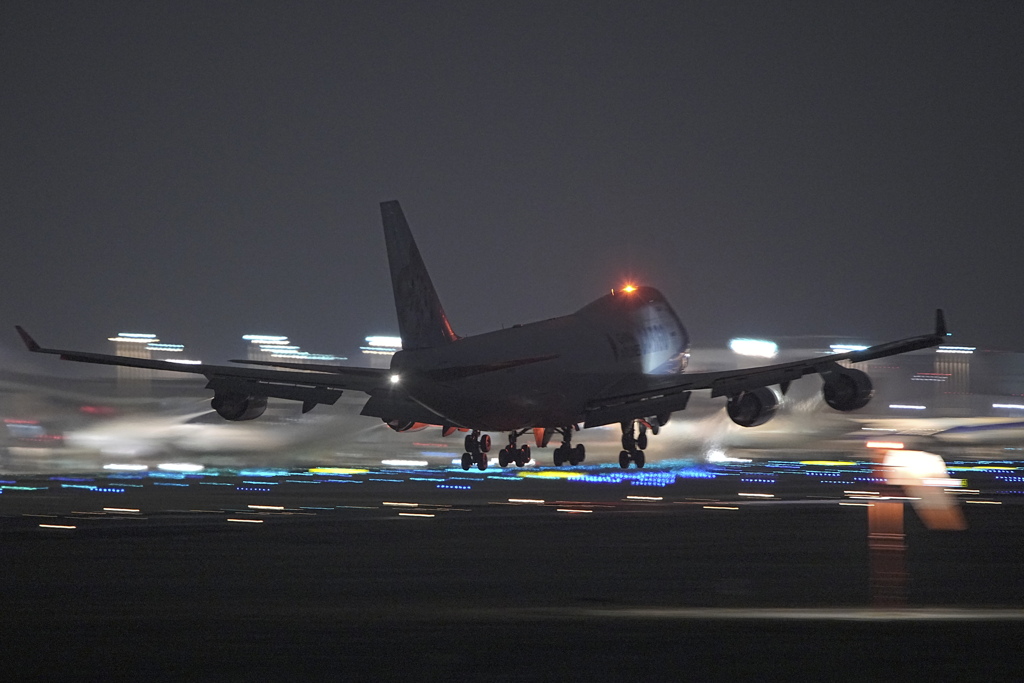 成田空港で流し撮り（さくらの山公園）
