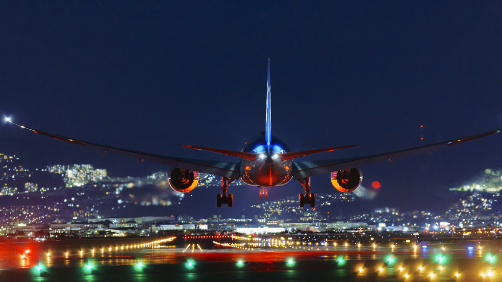 伊丹空港にて