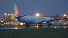 CHINA　AIRLINES