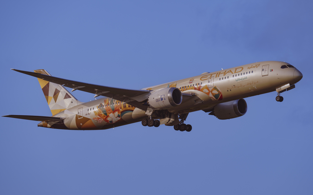 ETIHAD AIRWAYS CHOOSE ITALY