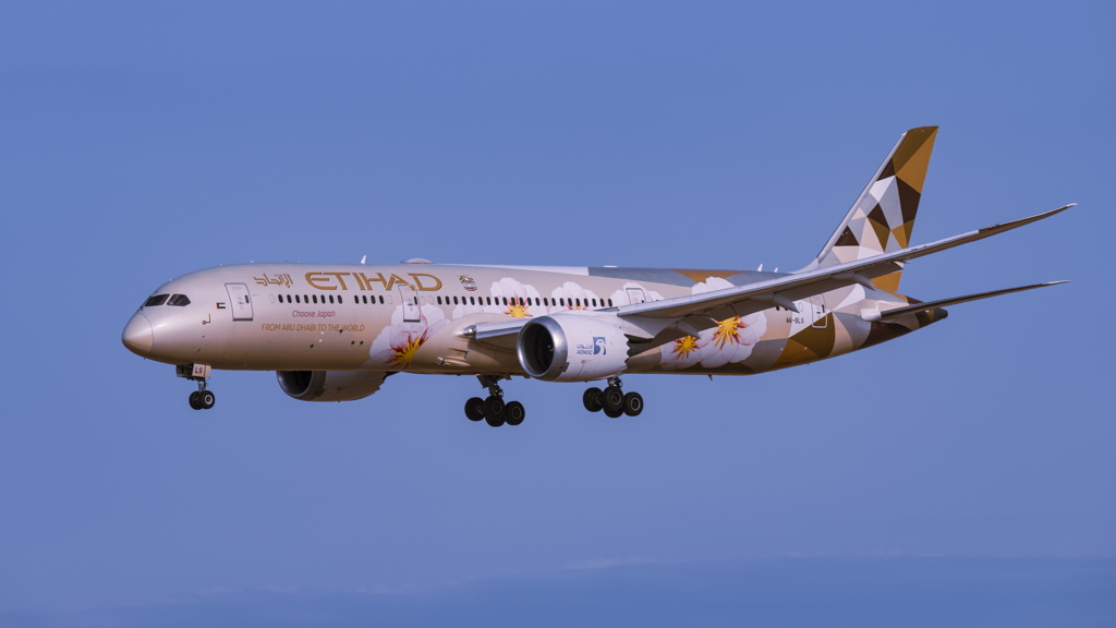 ETIHAD AIRWAYS