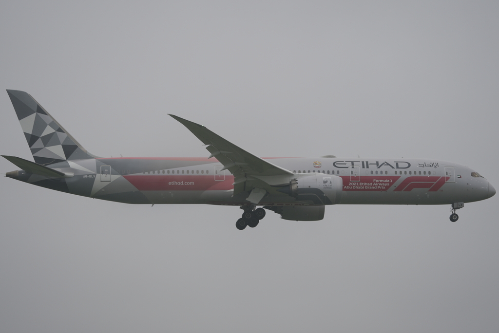 ETIHAD AIRWAYS
