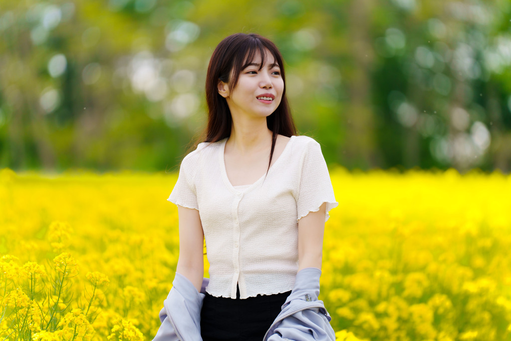菜の花畑で