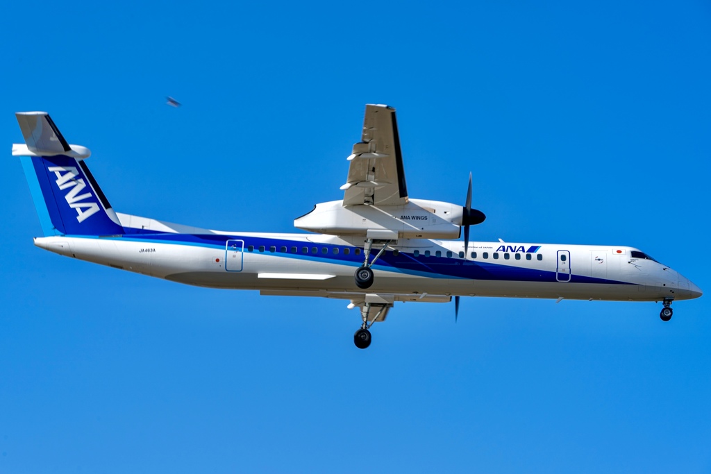 ボンバルディアDHC8-Q400